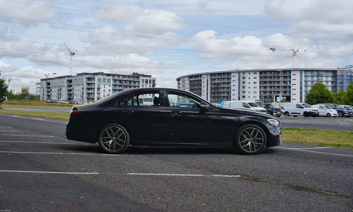 2022 Mercedes E-Class AMG Line - One Owner - Image 4
