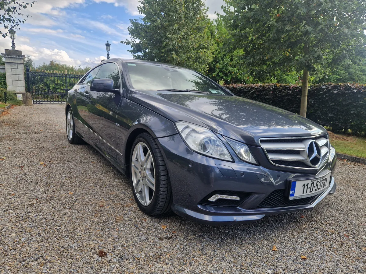 Mercedes-Benz E-Class 250D AUTO SPORT COUPE - Image 3