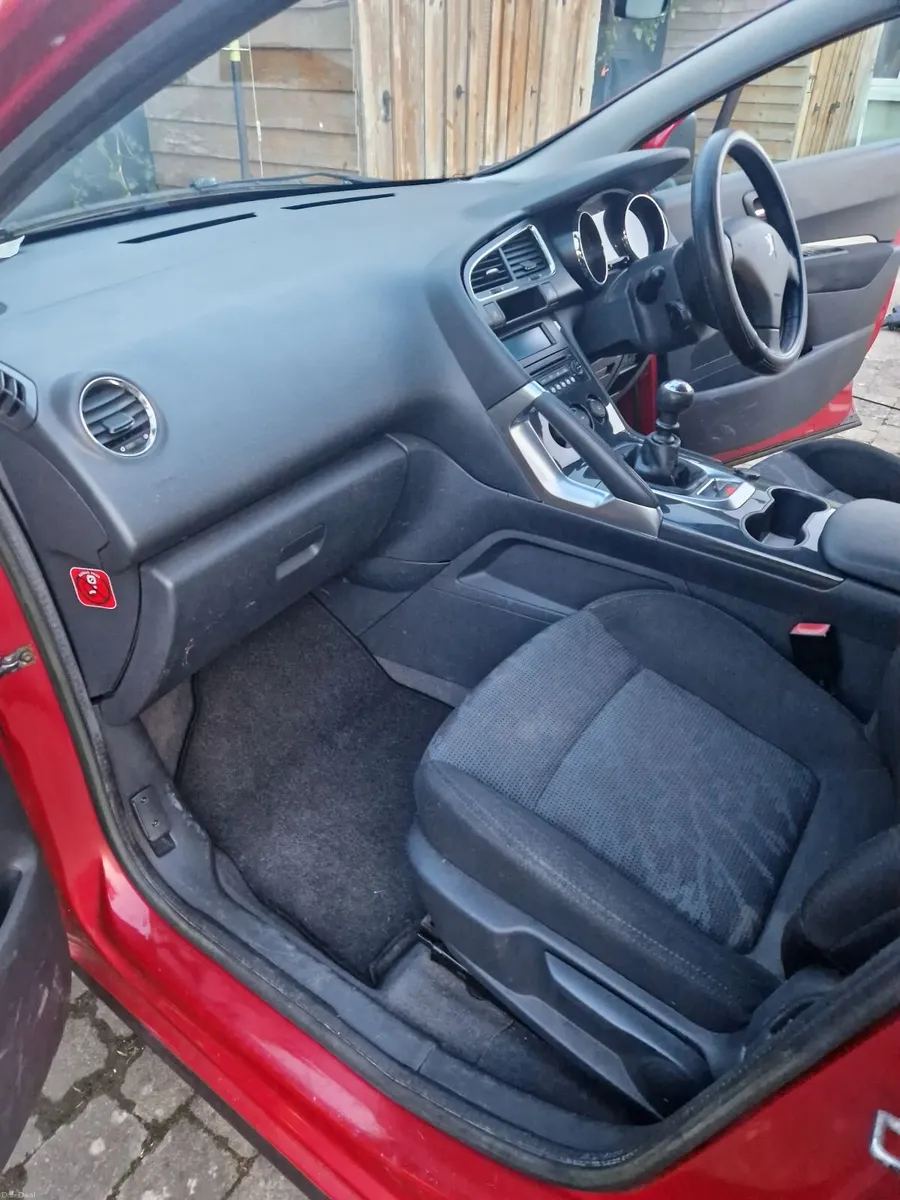 Peugeot 3008 2011 - Image 1