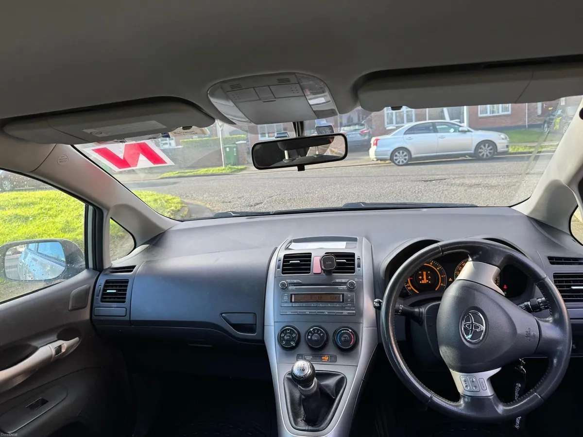 Toyota Auris 2008 – Fresh NCT – €2,400 ONO - Image 5