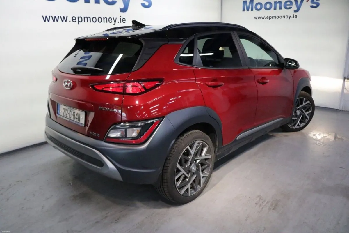 Hyundai KONA Hybrid Executive 1.6L Petrol Compact - Image 6