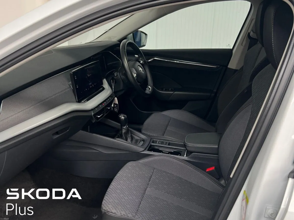 Skoda Octavia STYLE 2.0TDI 115HP - 2 Year Warranty - Image 4
