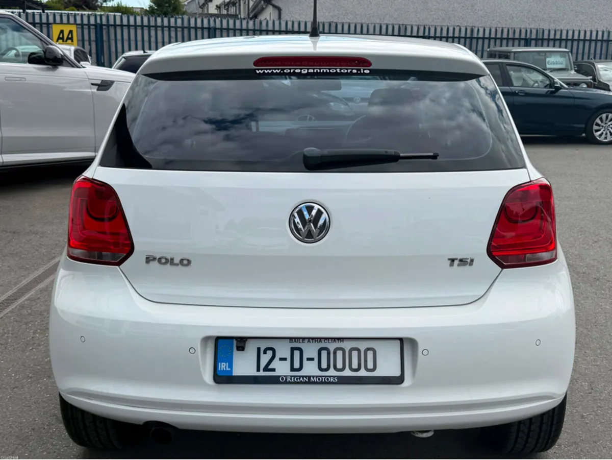 Volkswagen Polo HIGHLINE 1.2 PETROL AUTO *REVERSE - Image 5