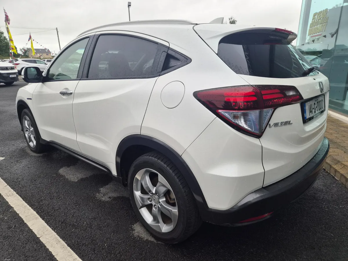 Honda Vezel 2014 1.5L Petrol Hybrid Auto - Image 6