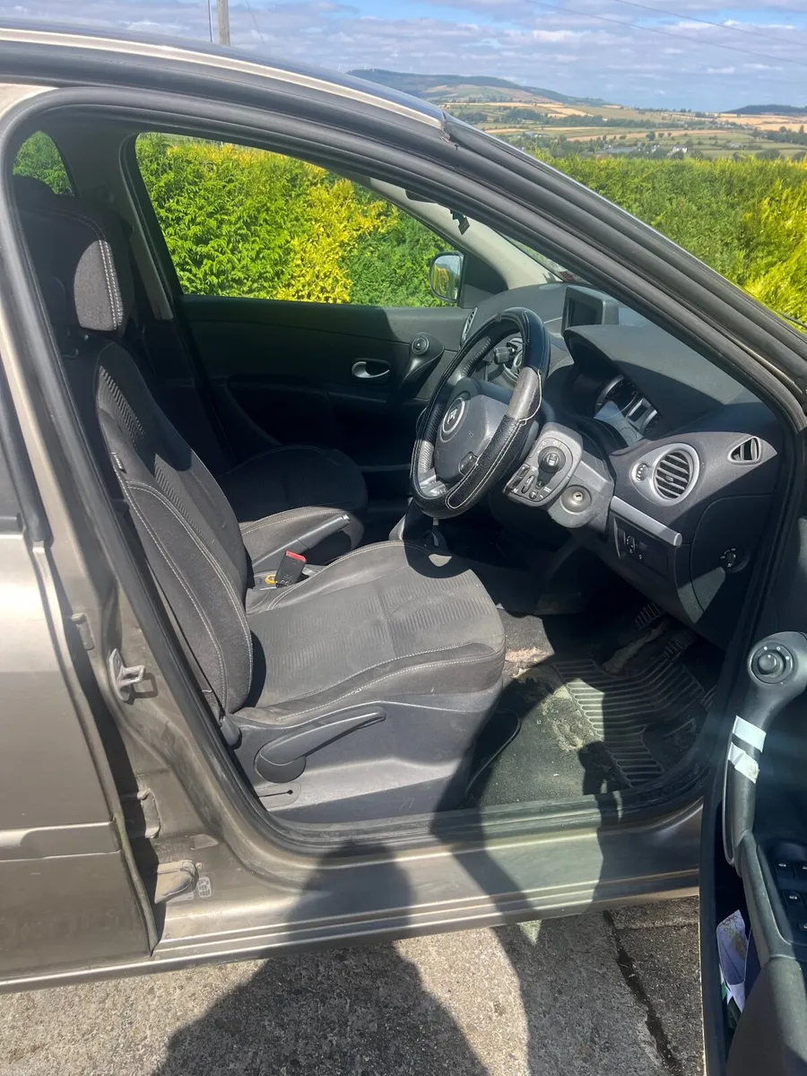 Renault Clio 2010 - Image 4