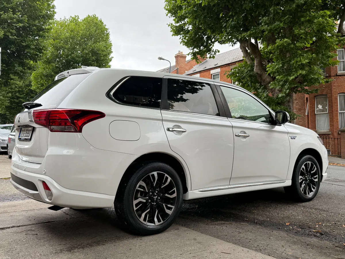 Mitsubishi Outlander 2017 - Image 5