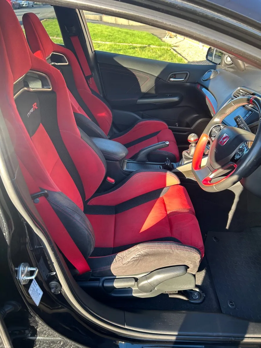 Honda Civic 2015 - Image 6