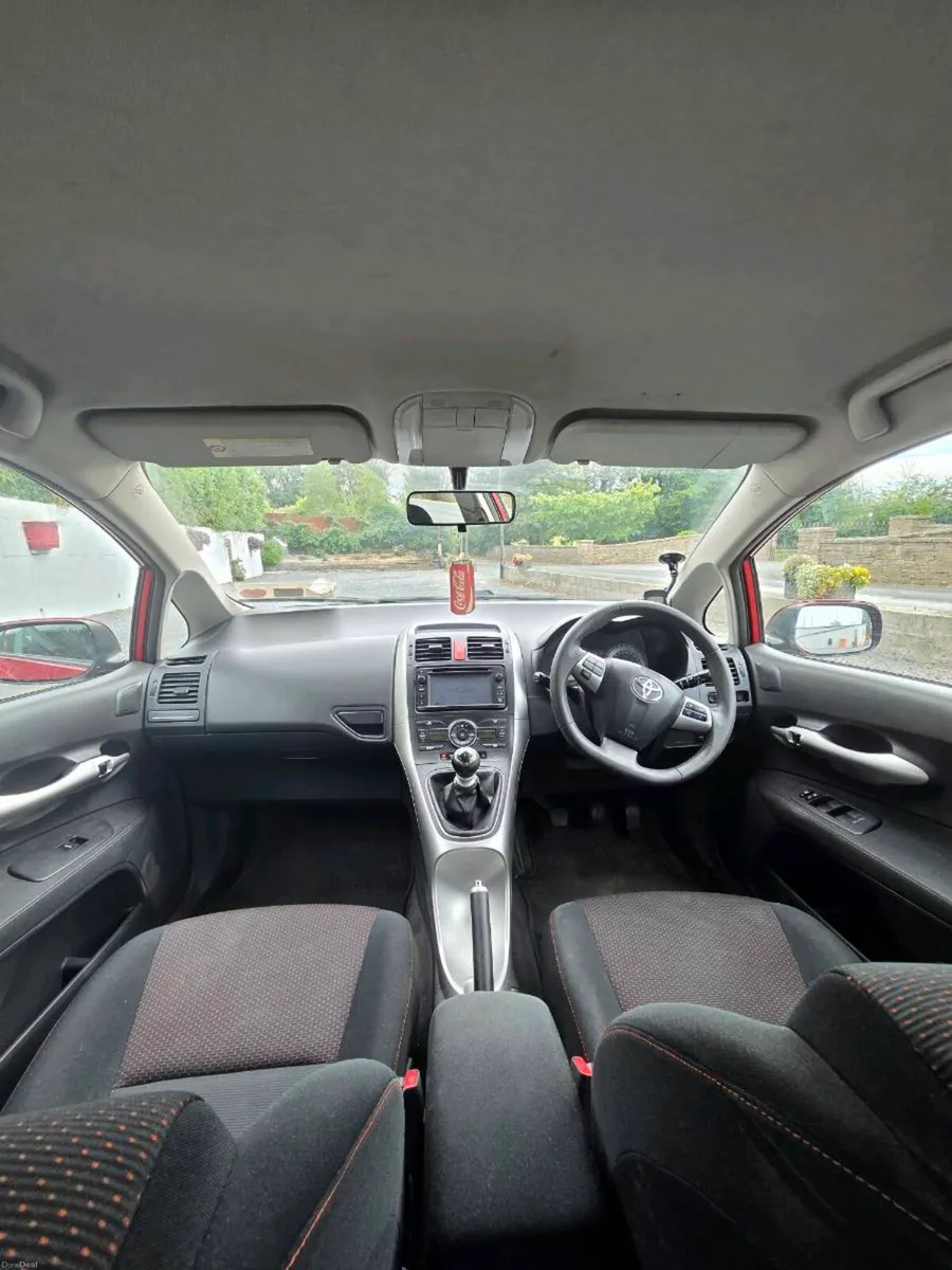 Toyota Auris 1.6 diesel - Image 6
