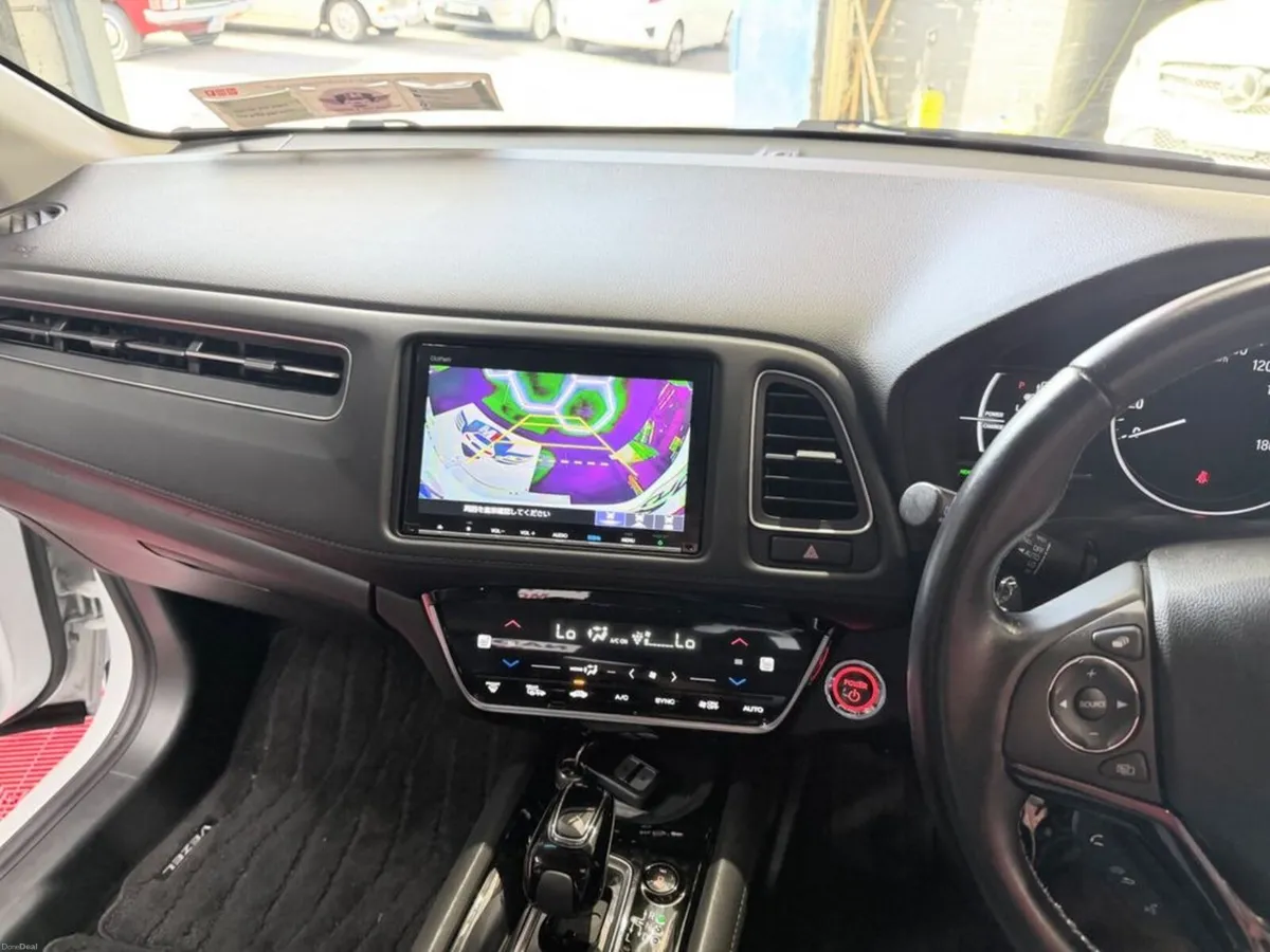 Automatic Honda Vezel Z 1.5 Hybrid 2019 - Image 4