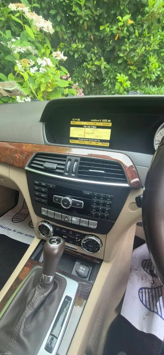 Mercedes C220 - Image 2