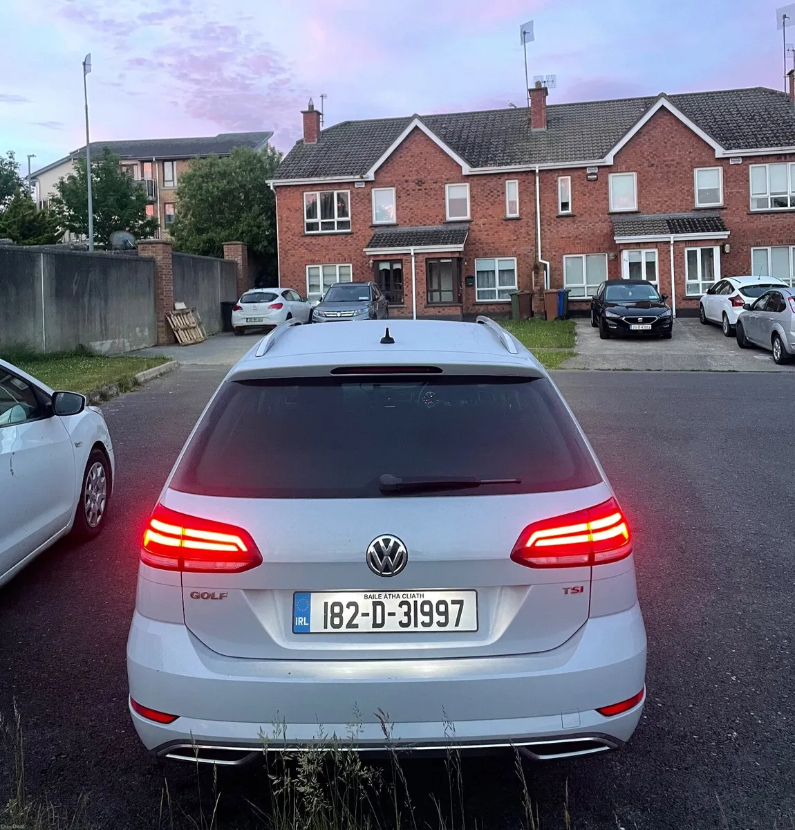 Volkswagen Golf 2018 Estate Automatic - Image 3