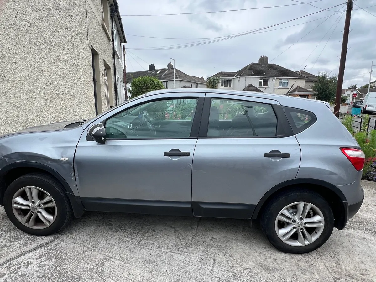 Nissan Qashqai 2012 - Image 4
