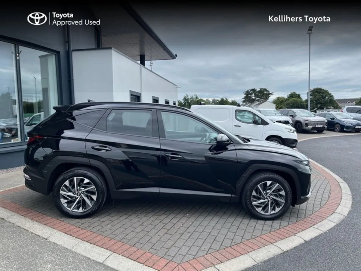 Hyundai Tucson EXECUTIVE 5DR - Image 3