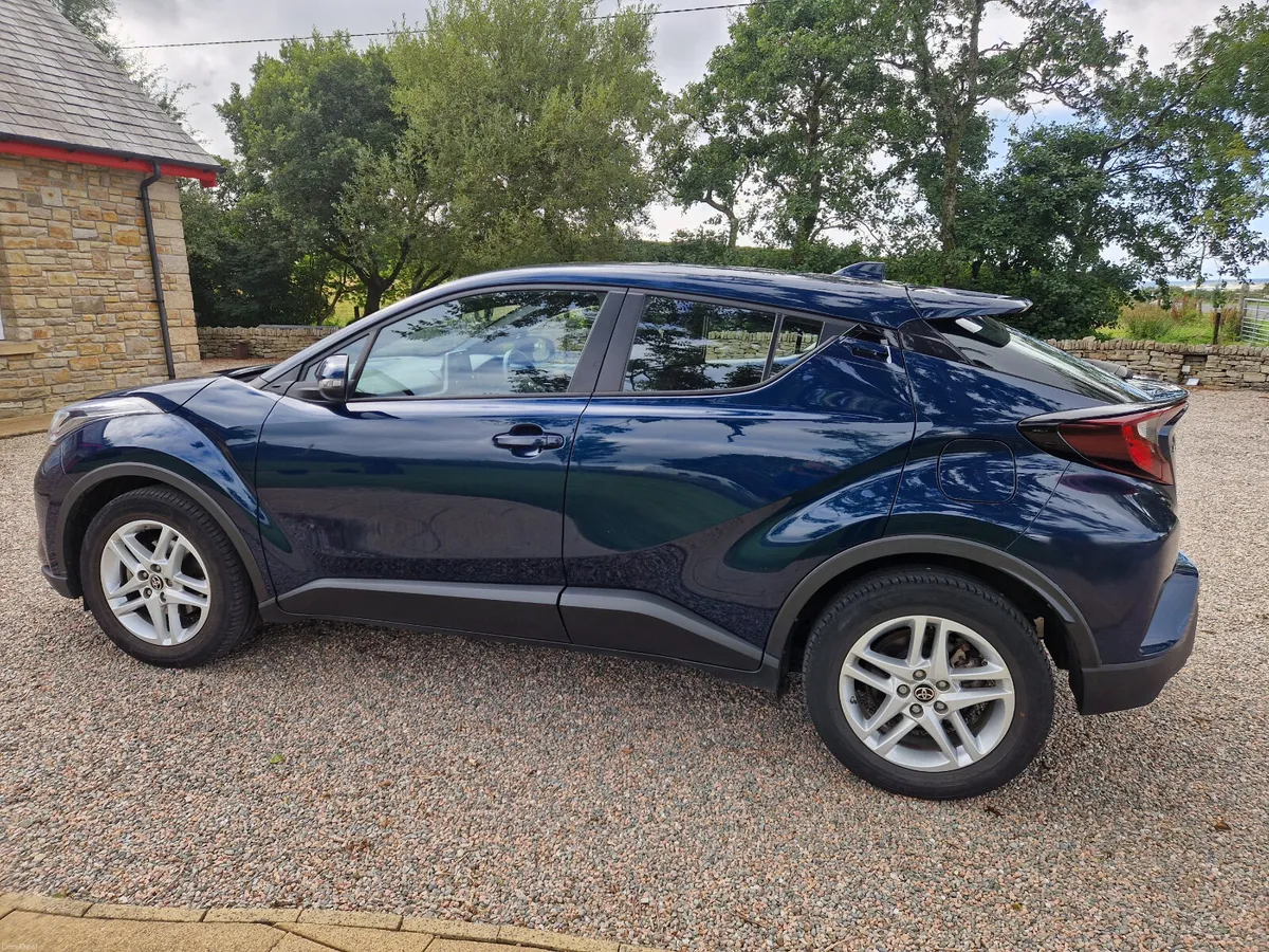 Toyota C-HR+ 2023 - Image 2