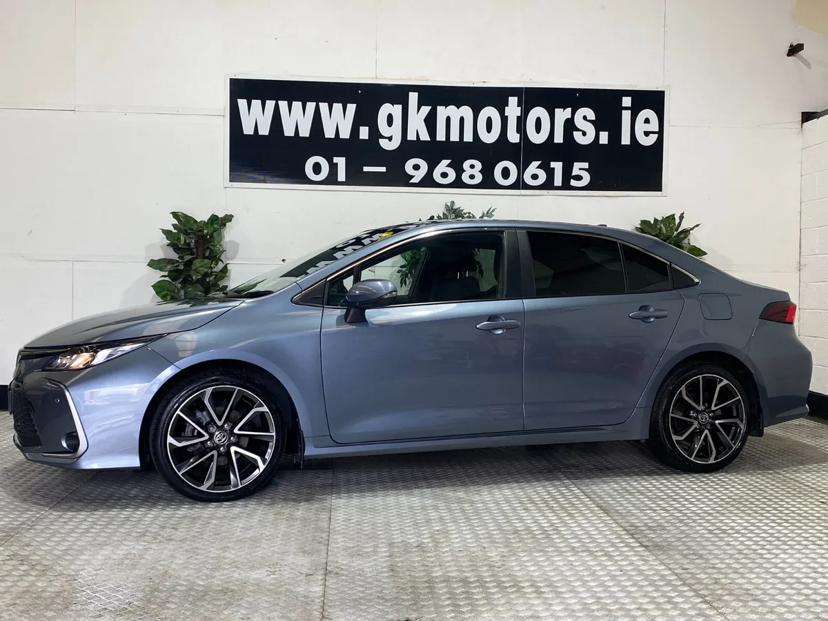 Toyota Corolla 2023//HYBRID///SOL//FINANCE/// - Image 3