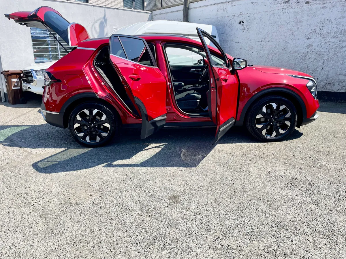 Kia Sportage K3 1.6 GDI PHEV AWD Auto,2024 - Image 3