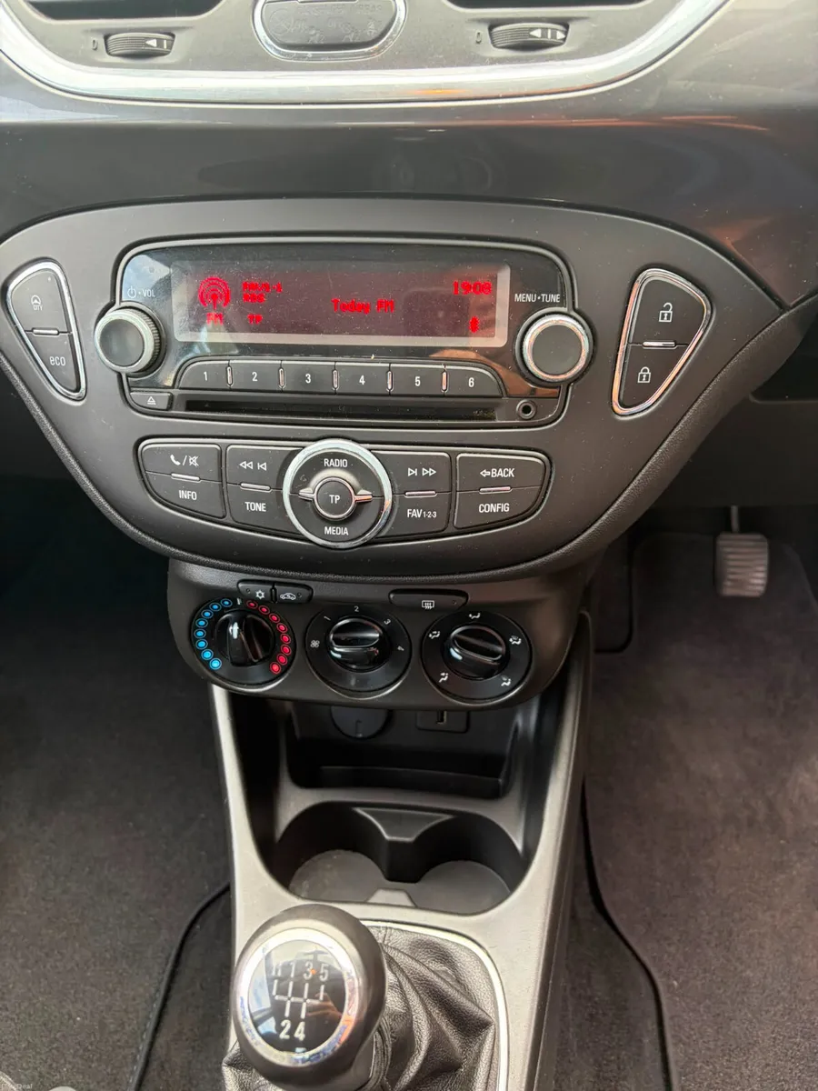 Opel Corsa 2017 - Image 6
