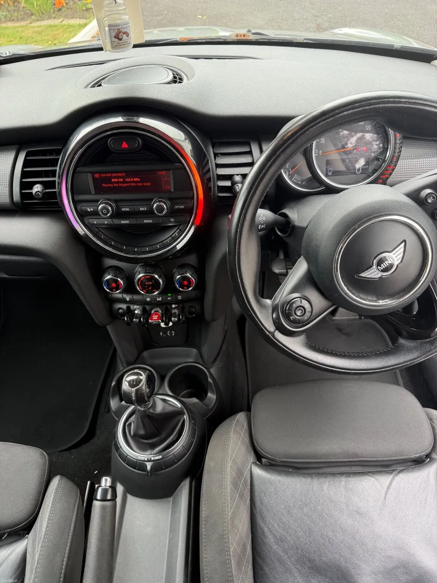 Mini Cooper 2014 - Image 5