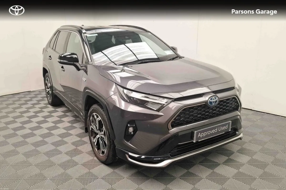 Toyota RAV4 RAV4 PLUG-IN HYBRID SPORT - Image 1