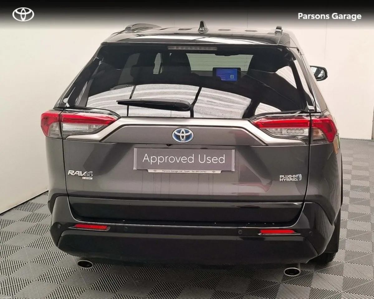 Toyota RAV4 RAV4 PLUG-IN HYBRID SPORT - Image 4