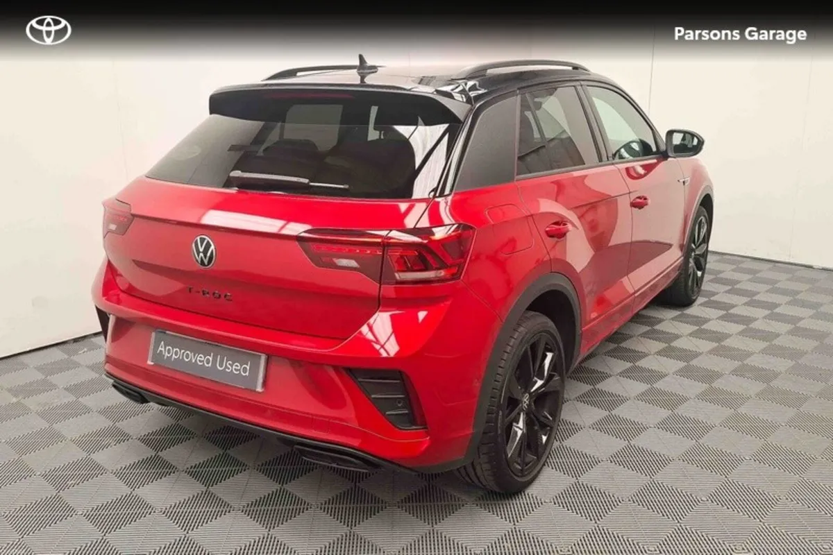 Volkswagen T-Roc R-LINE 2.0 TDI MANUAL 6SPEED FWD - Image 2