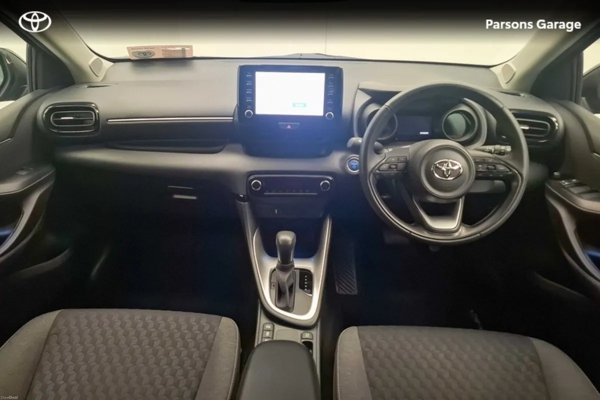 Toyota Yaris 1.5 - Image 6