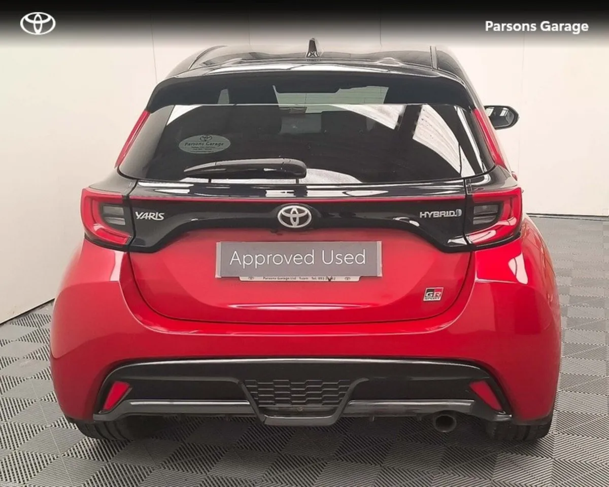Toyota Yaris 1.5 - Image 5
