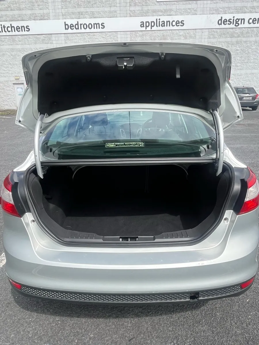 Ford Focus 1.6TDC 2013 - Image 6