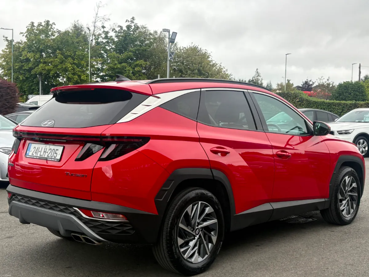 Hyundai Tucson 1.6 Diesel Executive Plus *Low Mile - Image 5