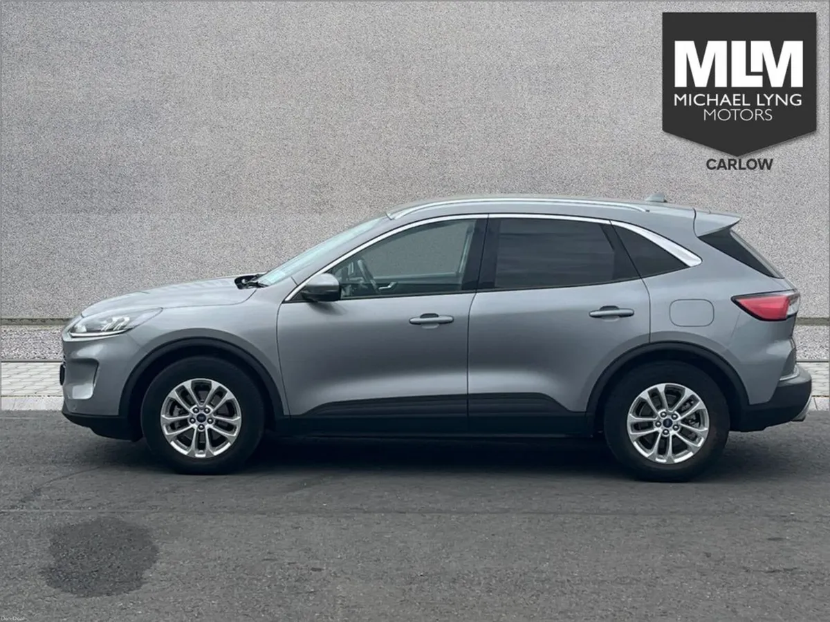 Ford Kuga Titanium 1.5TD120 S6.2 M6 F 4D - Image 4