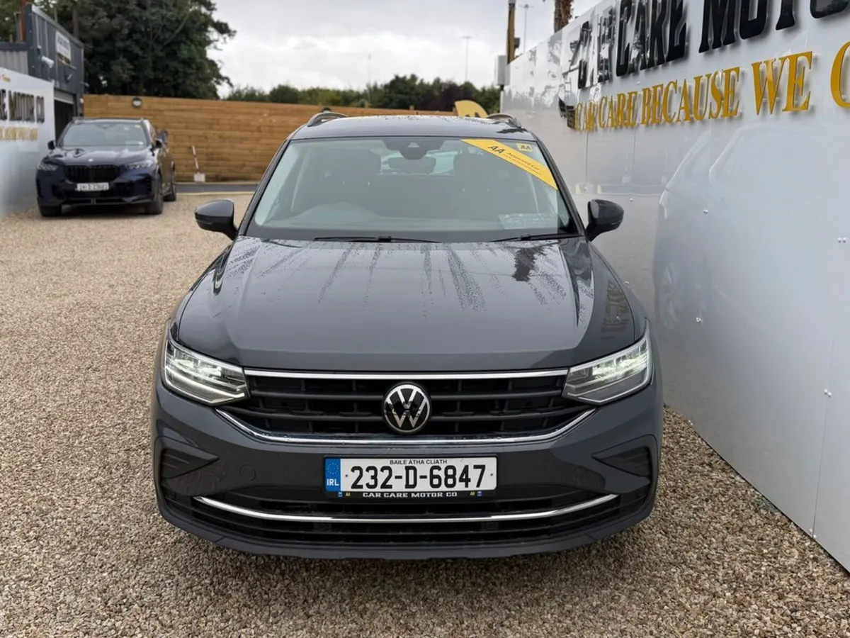 Volkswagen Tiguan Life 2.0tdi D7F 150HP 5DR Auto - Image 3