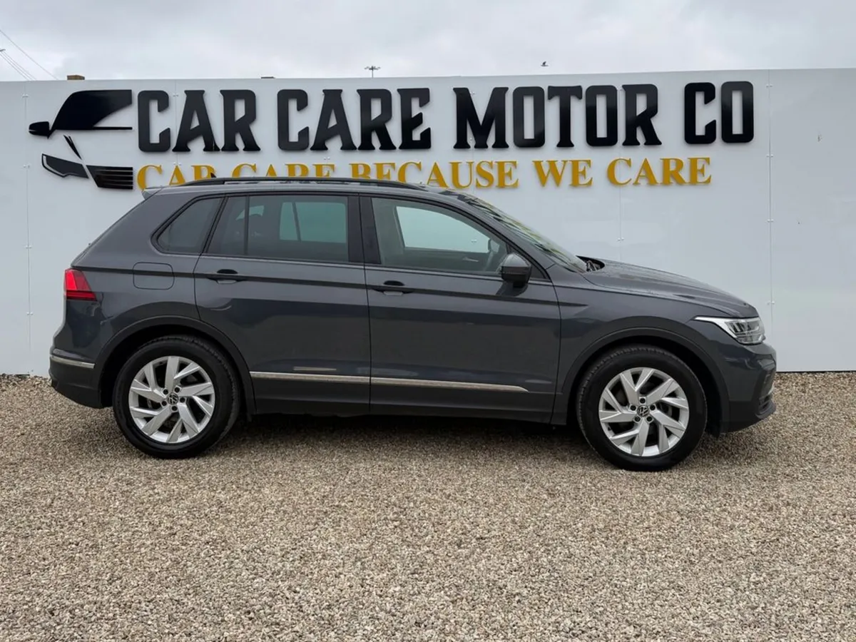 Volkswagen Tiguan Life 2.0tdi D7F 150HP 5DR Auto - Image 2