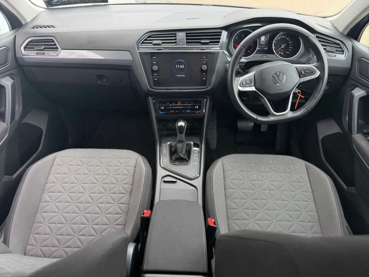 Volkswagen Tiguan Life 2.0tdi D7F 150HP 5 - Image 6