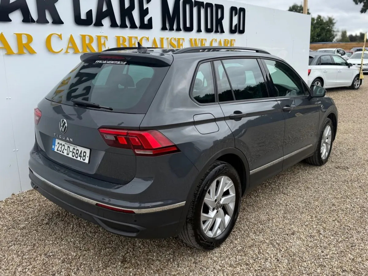 Volkswagen Tiguan Life 2.0tdi D7F 150HP 5 - Image 4