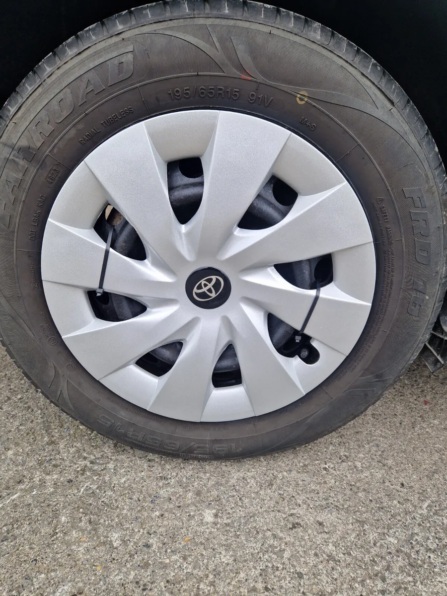 Toyota Auris 1.4 D4D Terra - Image 5