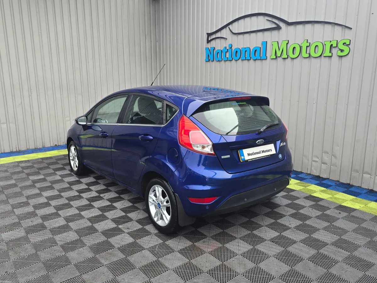2015 Ford Fiesta Zetec 1.0 PETROL - Image 6