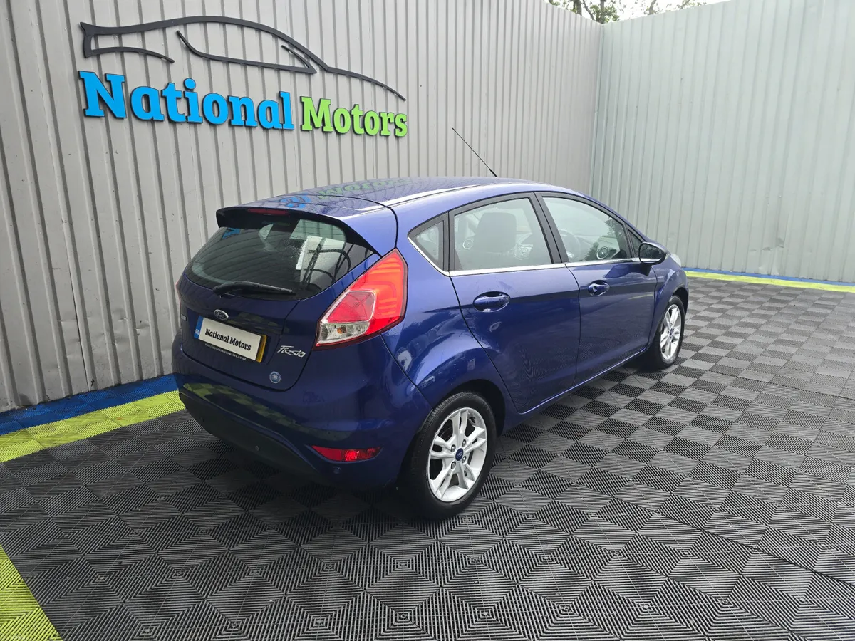 2015 Ford Fiesta Zetec 1.0 PETROL - Image 3