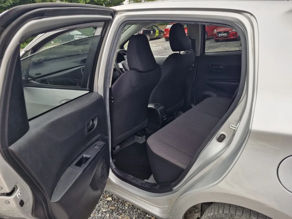 Toyota Vitz 2013 - Image 2
