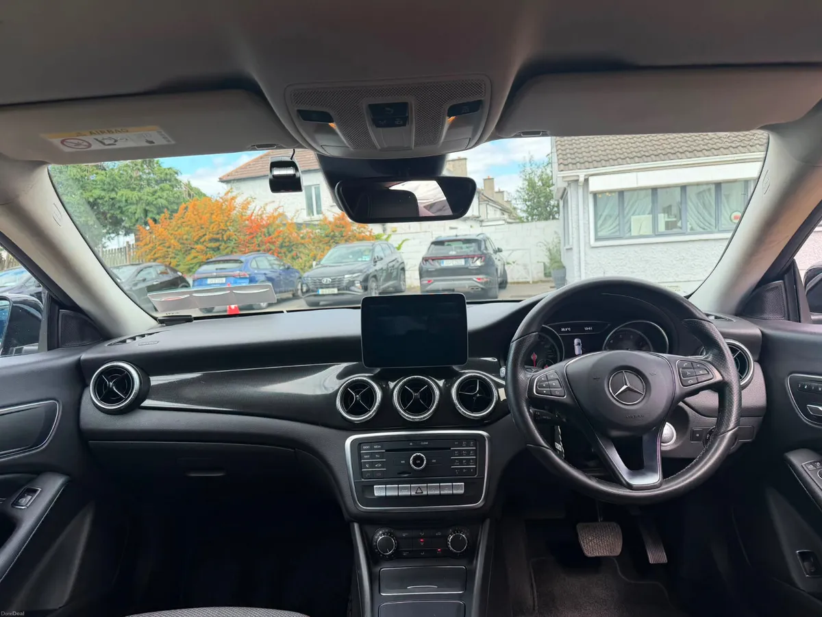 Mercedes-Benz CLA 2017 Automatic - Image 5