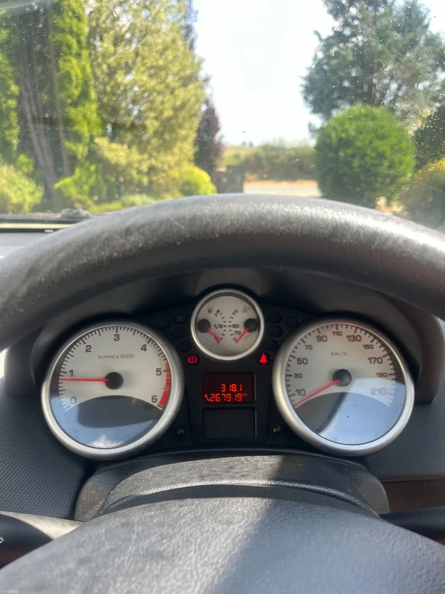Peugeot 207 2010 - Image 3