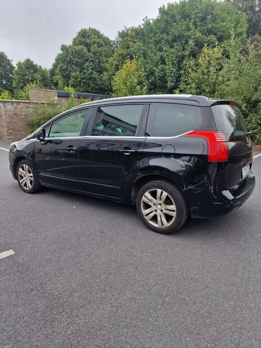 Peugeot 5008 2017 - Image 5