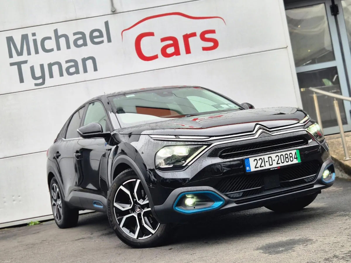 2022 Citroen e-C4 Flair, 1/2 Leather, CarPlay - Image 4