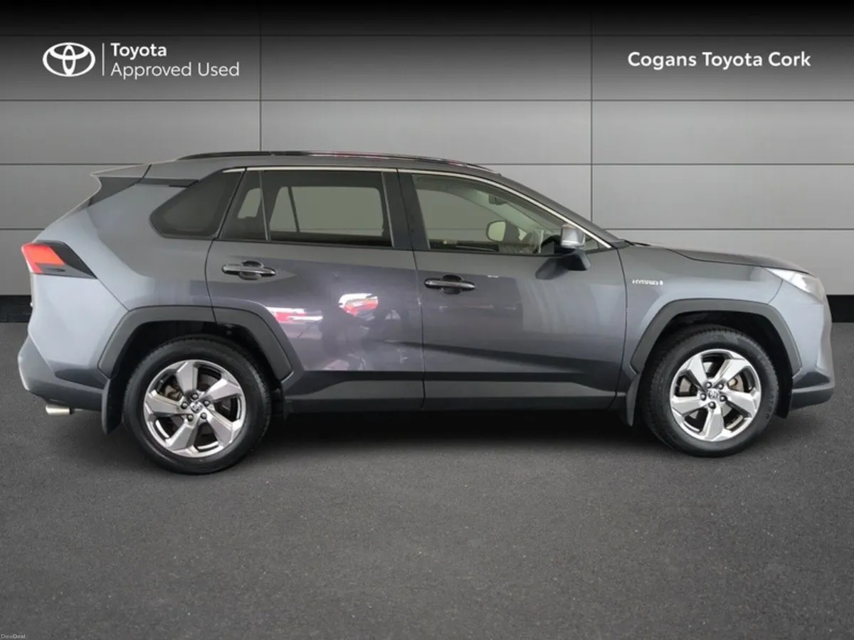 Toyota RAV4 RAV4 HYBRID SOL 2WD 4DR AUTO - Image 3