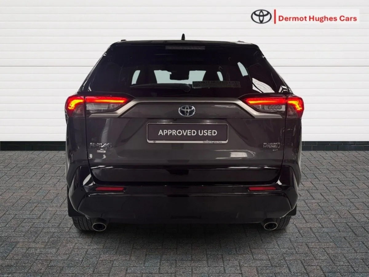 Toyota RAV4 PLUG-IN HYBRID SPORT 4X4 - Image 4