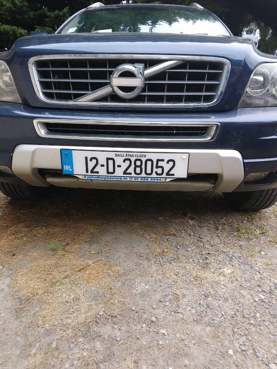 Volvo XC90 - Image 2