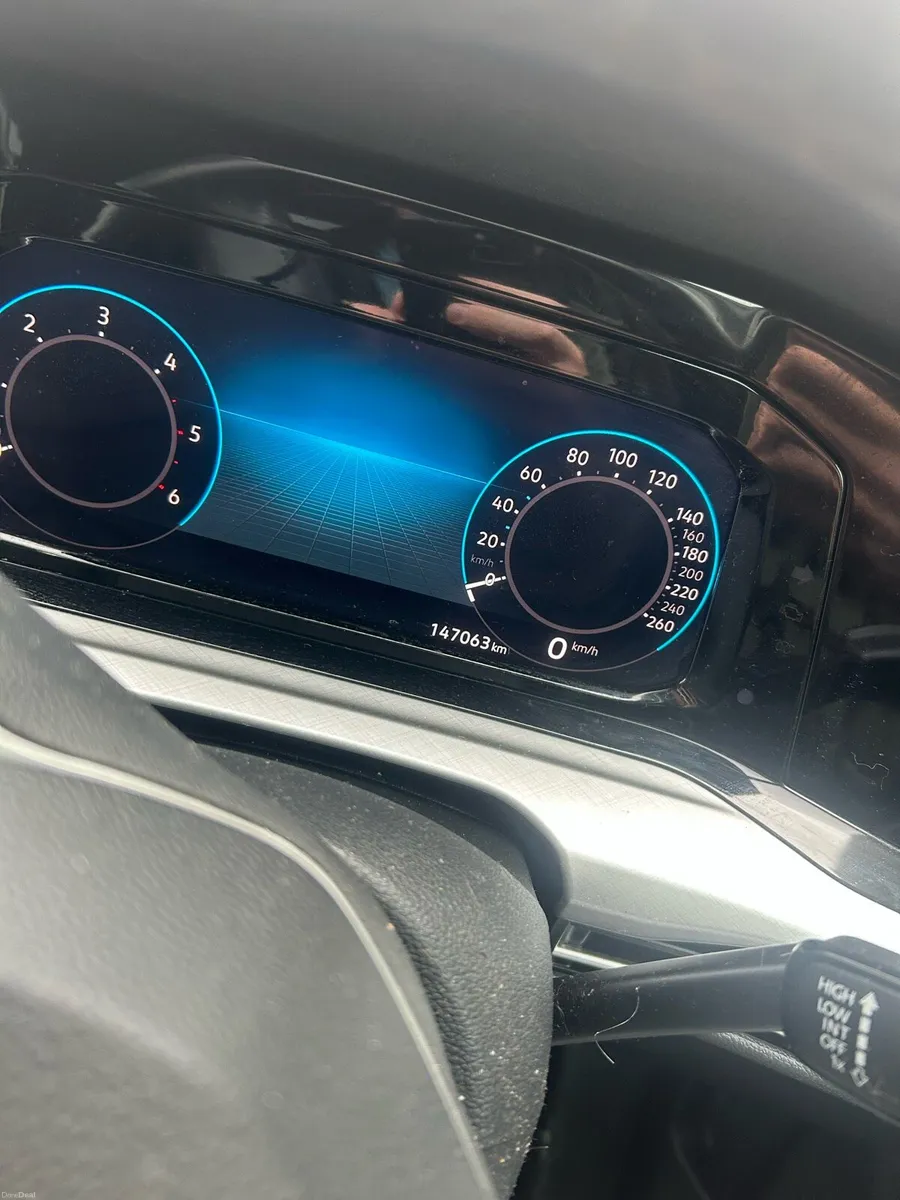 VW Golf - Image 2