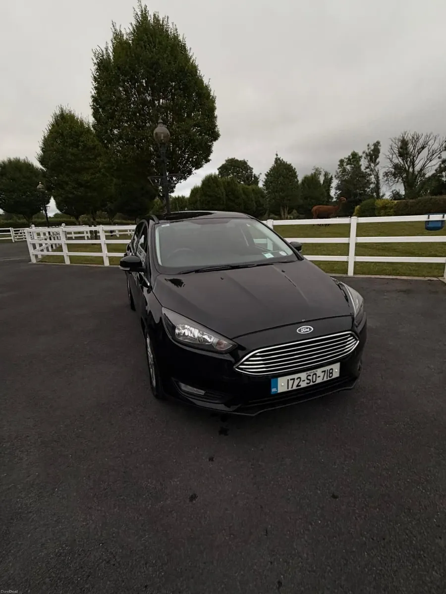 2017 Ford Focus | Black | Clean & Economical | Gre - Image 1