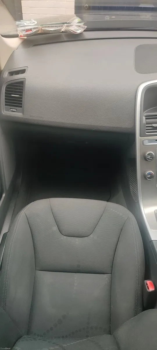 Volvo XC60 2012 - Image 3