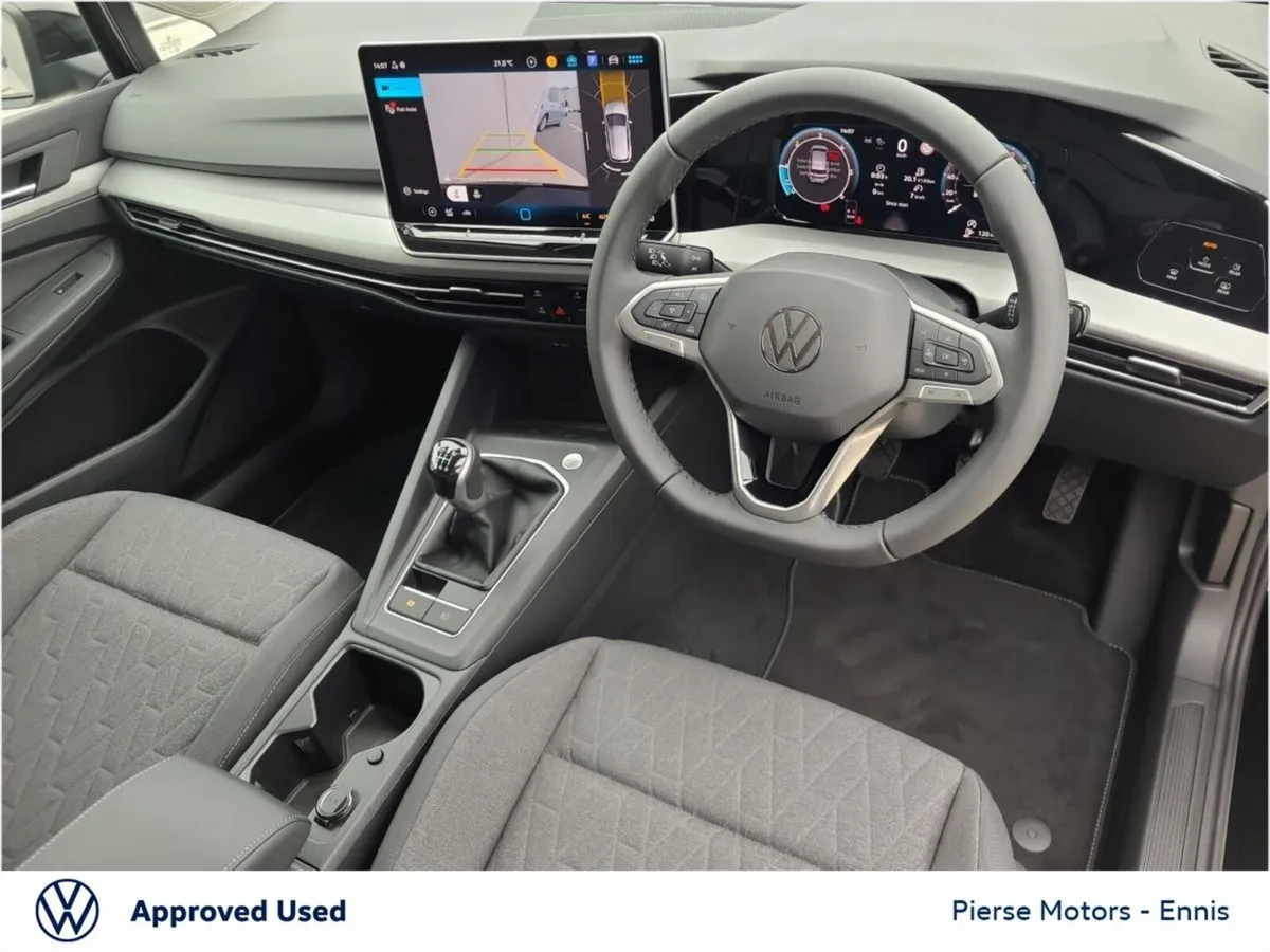 Volkswagen Golf EDITION 75 2.0 TDI 116HP - Image 2