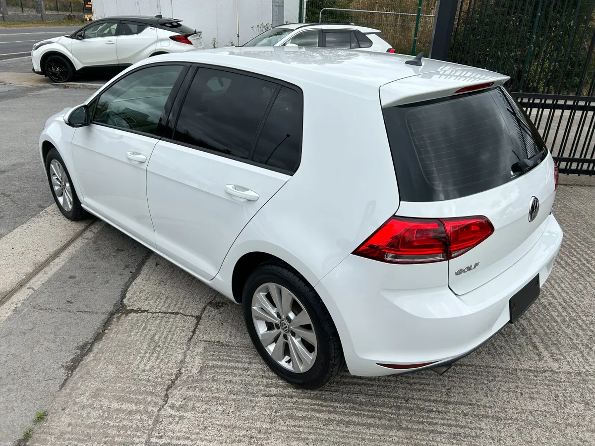 VOLKSWAGEN GOLF 2015, 1.2 TSI 5DR AUTO LOW KMS - Image 5